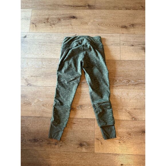 Hylete Womens Green Cropped Athletic Leggings Size Small - Picture 2 of 3